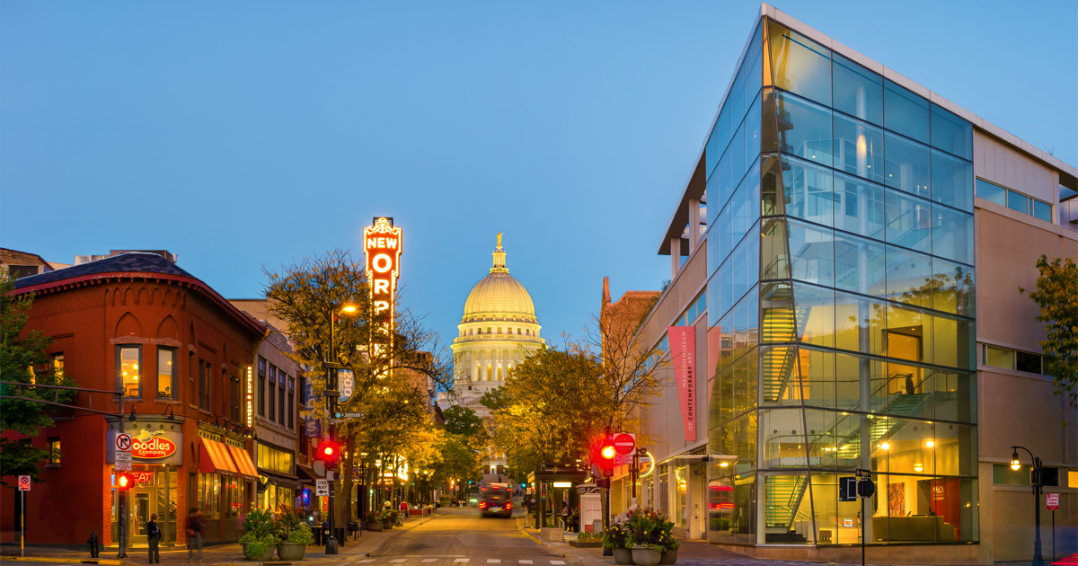 Image of the Madison, Wisconsin with City Hall in the background