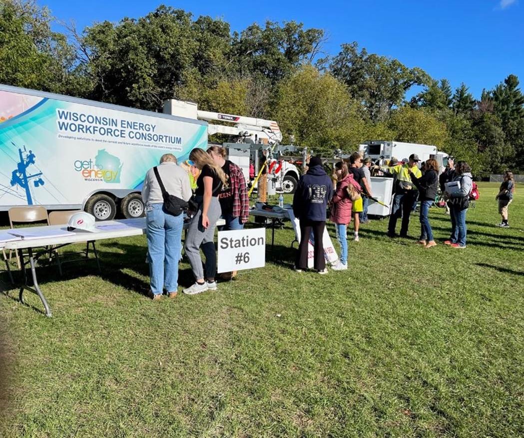 WI Energy Station at career fair