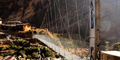 Nepal footbridge